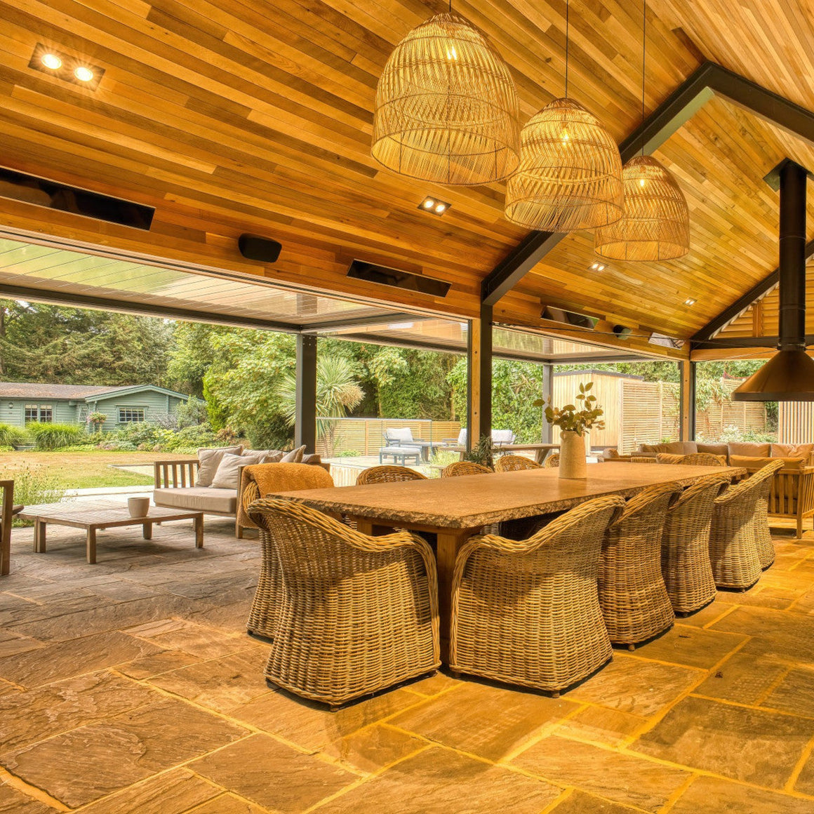 Bromic Platinum Smart-Heat Electric Patio Heater installed in an outdoor living space
